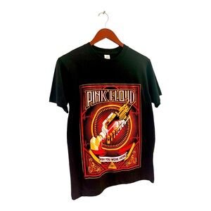 Pink Floyd graphic T shirt